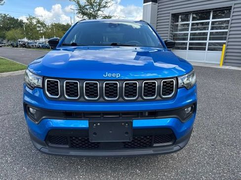 Used 2024 Jeep Compass Latitude AWD/4WD image 16