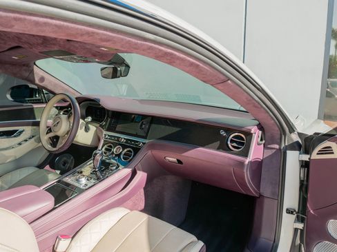Used 2022 Bentley Continental GT image 67