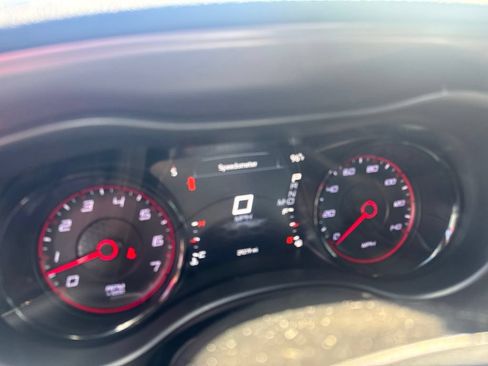 Used 2023 Dodge Charger SXT w/ Blacktop Package RWD image 10