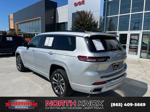 Used 2024 Jeep Grand Cherokee L Overland w/ Advanced Protech Group III AWD/4WD image 20