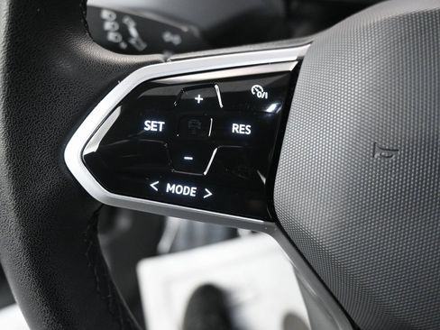 Used 2023 Volkswagen ID.4 Pro image 20