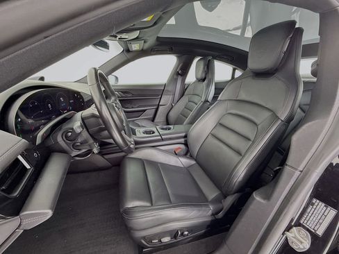 Certified 2024 Porsche Taycan image 5