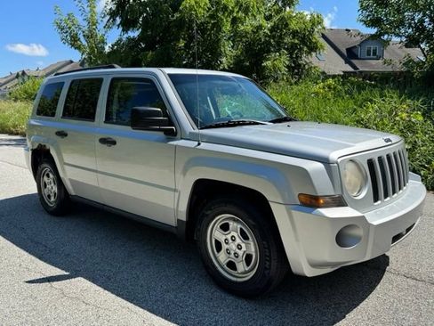 Used 2008 Jeep Patriot Sport AWD/4WD image 4