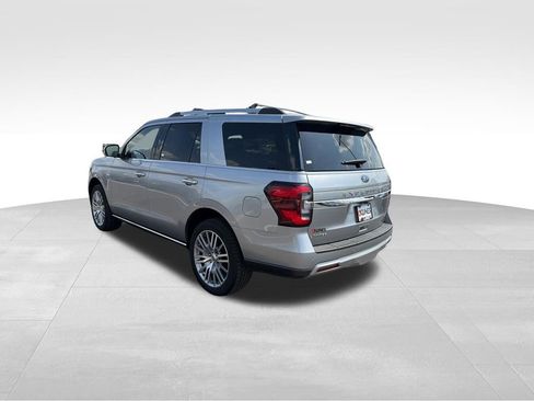 Used 2024 Ford Expedition Limited AWD/4WD image 7