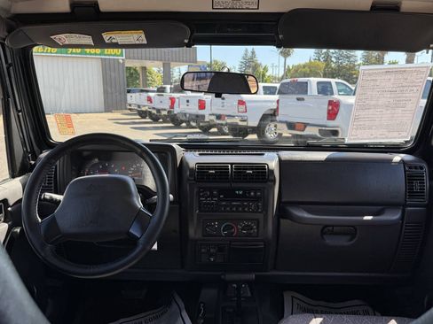 Used 2002 Jeep Wrangler Sport AWD/4WD image 14