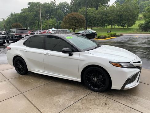 Used 2021 Toyota Camry XSE AWD/4WD image 7