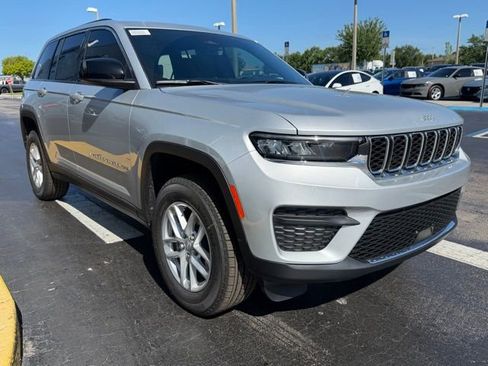 New 2026 Jeep Grand Cherokee Laredo AWD/4WD image 3