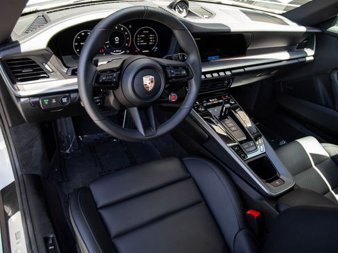 Certified 2026 Porsche 911 Carrera 4S AWD/4WD image 4