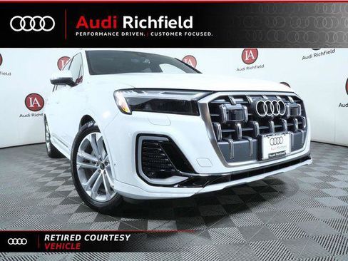 Used 2026 Audi Q7 3.0T Premium Plus w/ Premium Plus Package AWD/4WD image 3