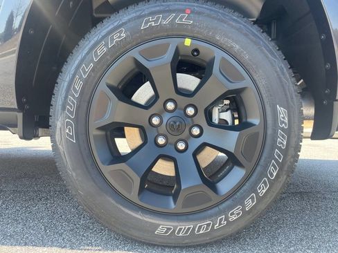 New 2026 RAM 1500 Big Horn AWD/4WD image 9