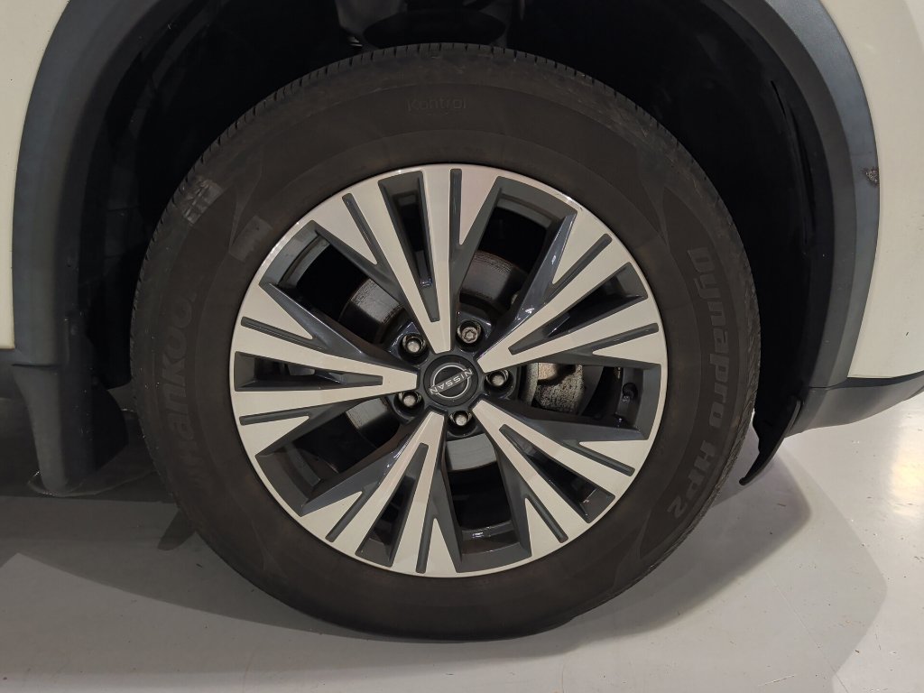 Used 2023 Nissan Rogue SV w/ SV Premium B Package AWD/4WD image 7