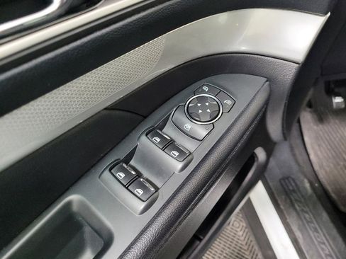 Used 2016 Ford Explorer XLT w/ Equipment Group 201A image 27