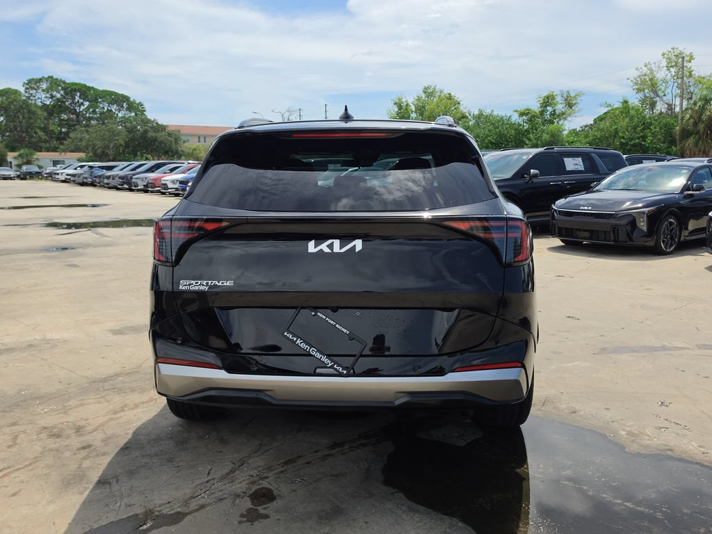 New 2026 Kia Sportage SX FWD image 7