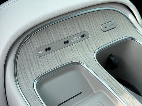 Certified 2026 Hyundai Palisade Calligraphy image 16