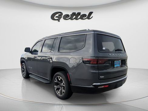 Used 2023 Jeep Wagoneer Series III w/ Preferred Equipment Group image 6