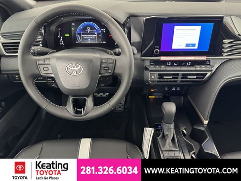 New 2026 Toyota Camry SE FWD image 8