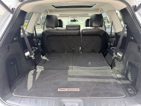 Used 2020 Nissan Pathfinder SL AWD/4WD image 28