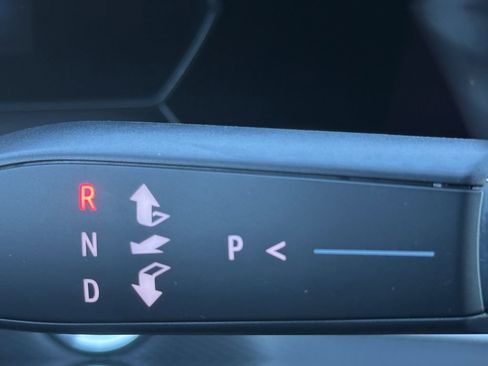 New 2026 Chevrolet Equinox LT w/ Convenience Package II image 17