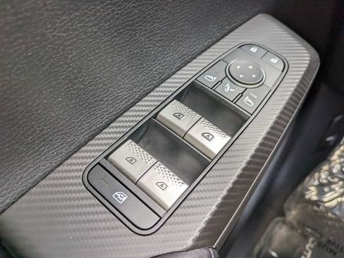 Used 2024 Mitsubishi Outlander SE FWD image 21