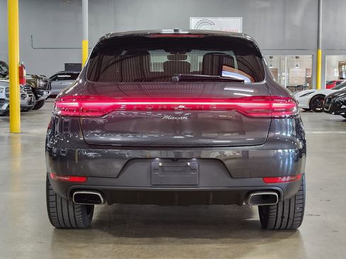 Used 2021 Porsche Macan image 10