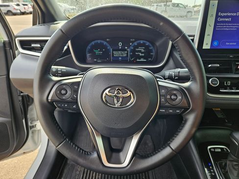 Used 2026 Toyota Corolla XSE FWD image 15