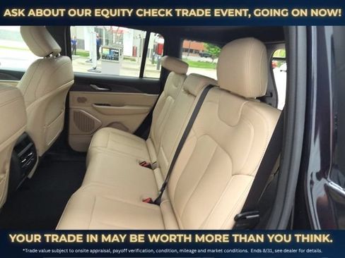 Used 2024 Jeep Grand Cherokee Limited 4xe AWD/4WD image 9