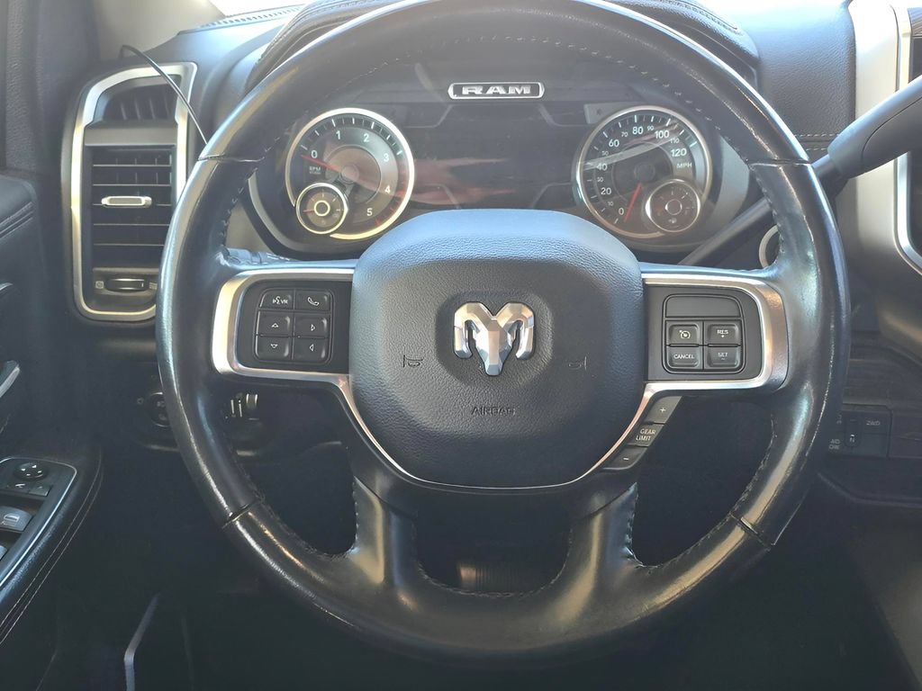 Used 2020 RAM 2500 Laramie w/ Chrome Appearance Group AWD/4WD image 30