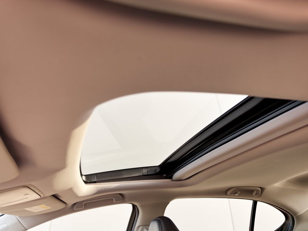 Used 2020 Acura TLX w/ Technology Package FWD image 27