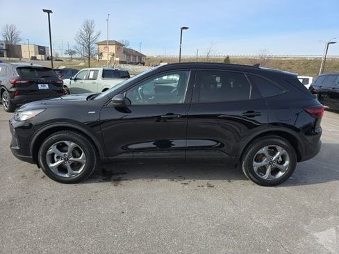 Used 2025 Ford Escape ST-Line image 2