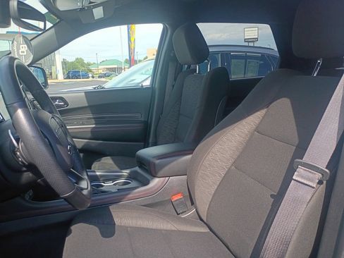 Used 2025 Dodge Durango GT AWD/4WD image 16