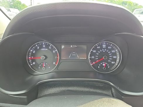 Used 2024 Kia Forte LXS w/ LXS Technology Package FWD image 45