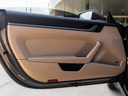 Certified 2024 Porsche 911 Carrera image 20