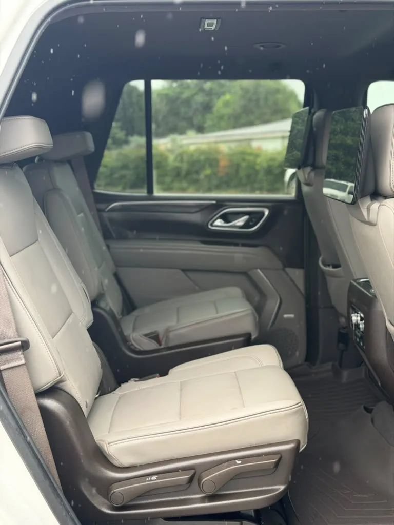 Used 2021 GMC Yukon SLT w/ Rear Media and Nav Package RWD image 18