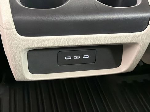 Used 2025 Honda Odyssey Touring image 21