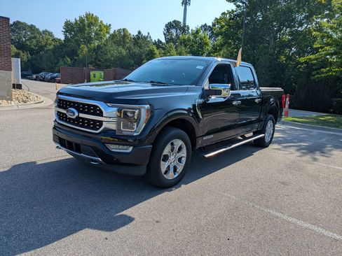 Certified 2022 Ford F150 Platinum w/ Equipment Group 701A High AWD/4WD image 8