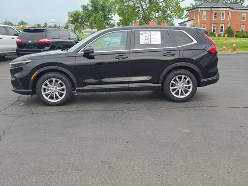 Used 2024 Honda CR-V EX image 4