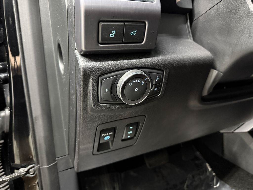 Used 2019 Ford Expedition Max Platinum AWD/4WD image 17