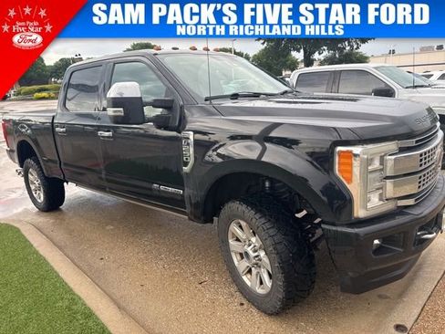 Used 2017 Ford F250 Platinum w/ Platinum Ultimate Package AWD/4WD image 3