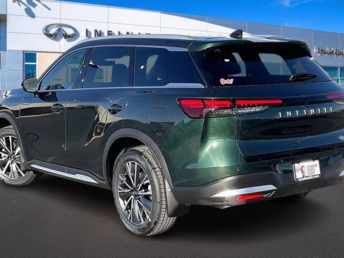 New 2026 INFINITI QX60 Luxe w/ Family Package FWD image 3
