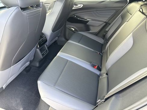 New 2025 Volkswagen ID.4 Pro S image 29