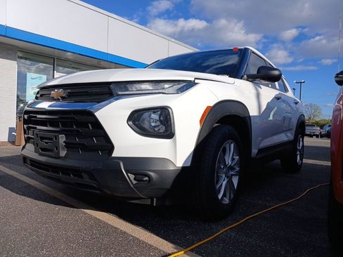 Certified 2022 Chevrolet TrailBlazer LS FWD image 5
