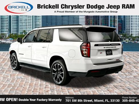 Used 2023 Chevrolet Suburban RST RWD image 6