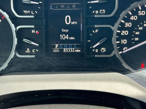 Used 2021 Toyota Tundra SR5 w/ SR5 Upgrade Package AWD/4WD image 39