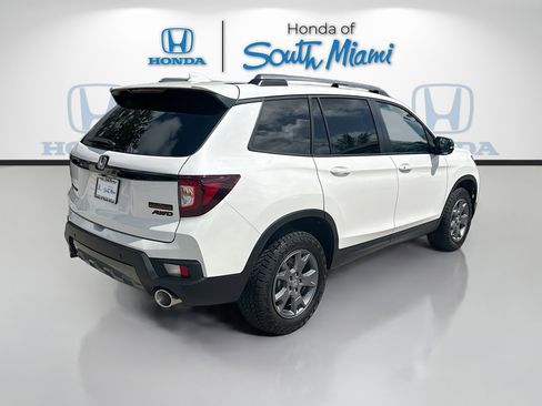 Used 2024 Honda Passport TrailSport image 7