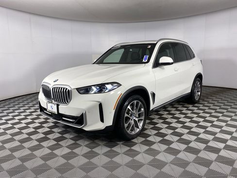 Used 2026 BMW X5 xDrive40i image 3