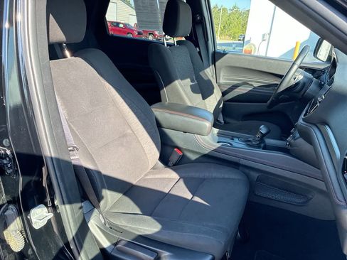 Used 2025 Dodge Durango GT RWD image 27