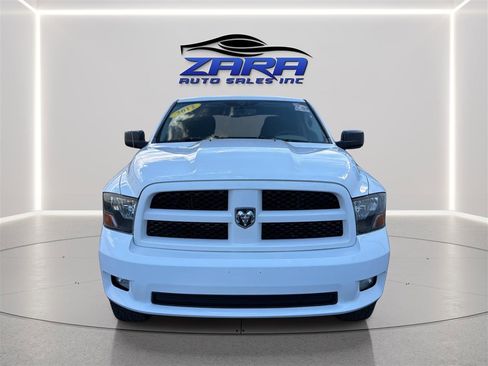 Used 2012 RAM 1500 Express image 2