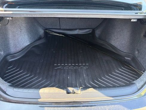 Used 2018 Honda Accord EX-L image 22