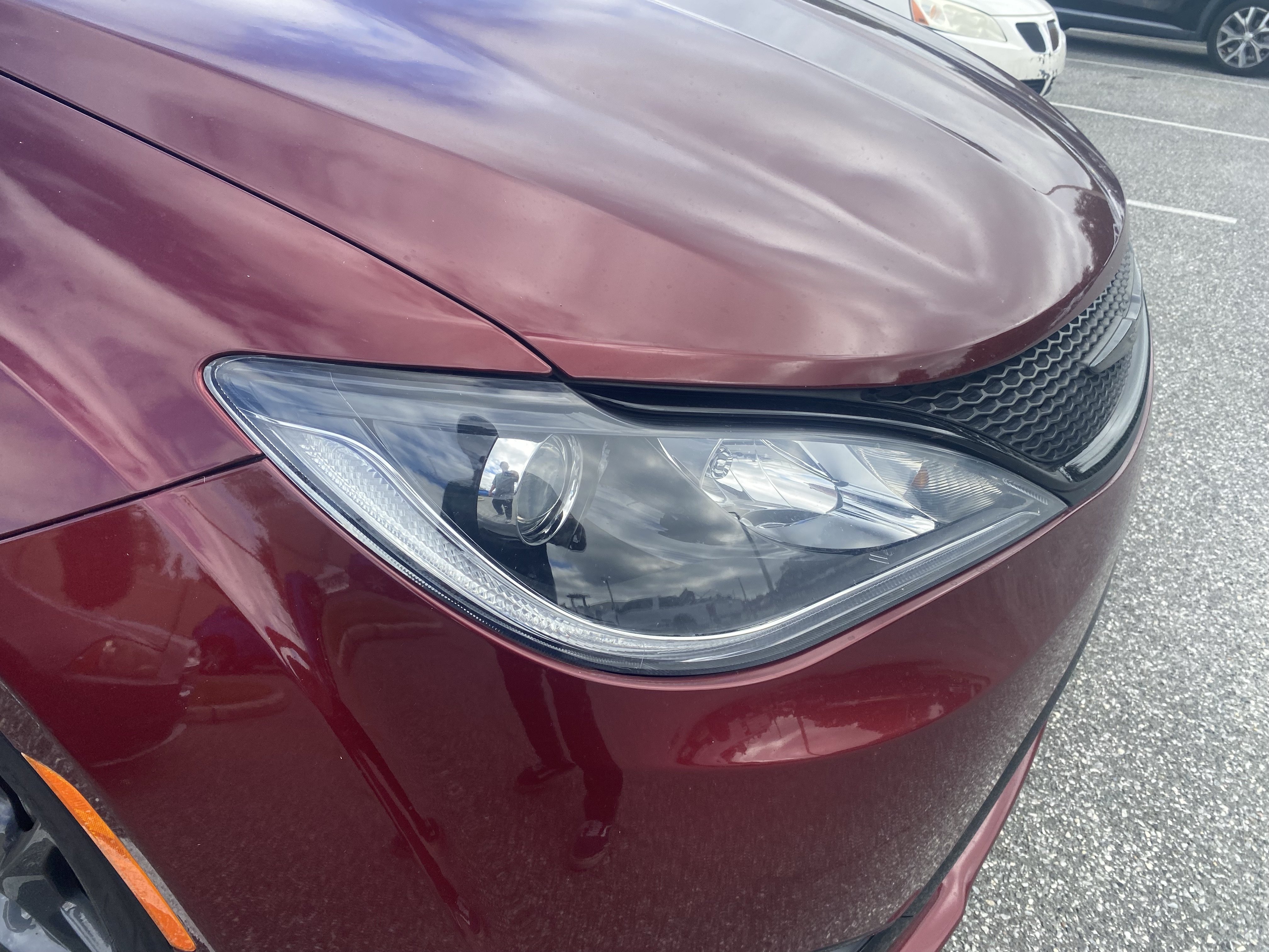 Used 2020 Chrysler Pacifica Touring FWD image 5