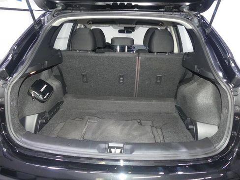 Used 2021 Nissan Rogue Sport S image 9